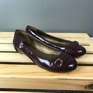 Cole Haan patent leather‎ Nike air flats size 6